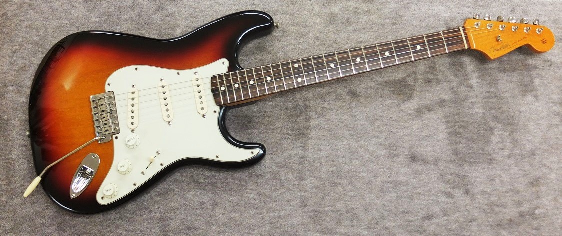 1998年製 Fender USA American Vintage 62 Stratocaster 3TS (Sold 1998年製 Fender USA American Vintage 62 Stratocaster 3TS (Sold