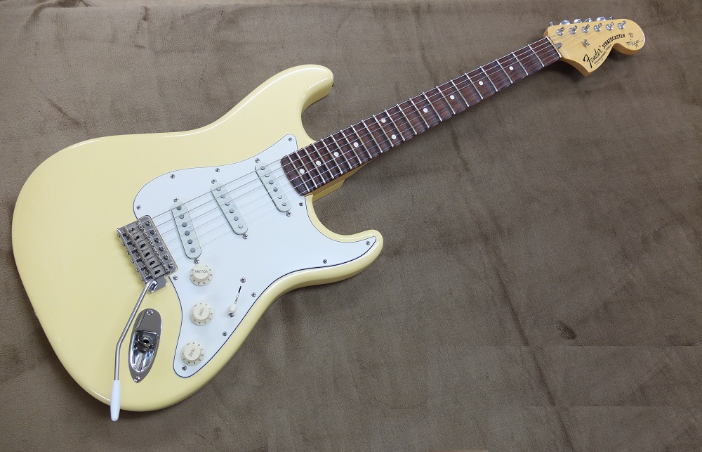 Fender USA Yngwie Malmsteen Stratocaster Update Rosewood Finger