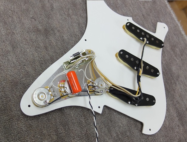 Fender Japan ST57-TX Lake Placid Blue Up Grade Mod.（Sold Out 